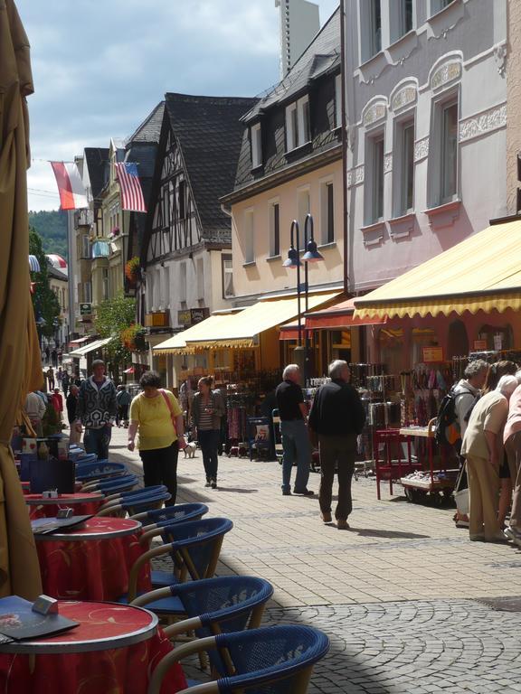 Ferienwohnungen Meindl Idar-Oberstein Ruang foto